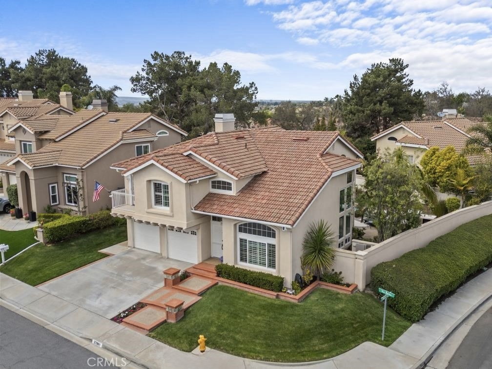 27891 Via Roma Property Photo