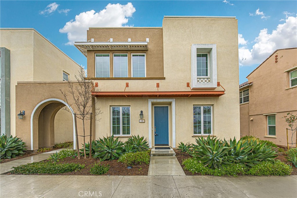 170 Paramount Property Photo