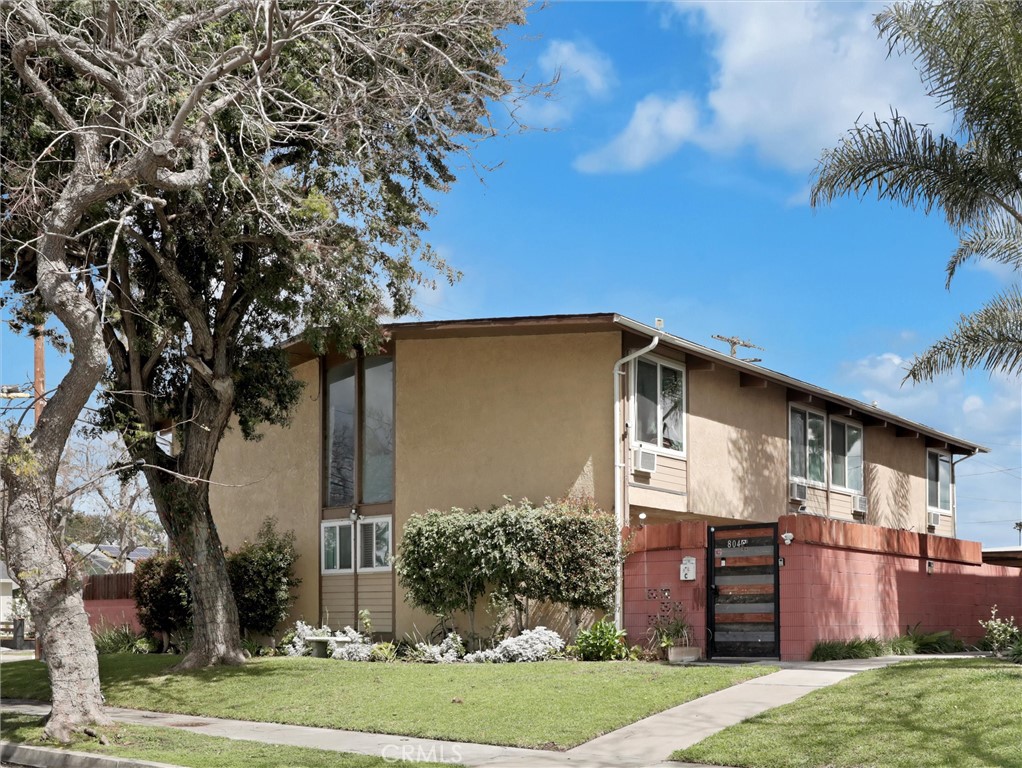 808 S Falcon Street D Property Photo