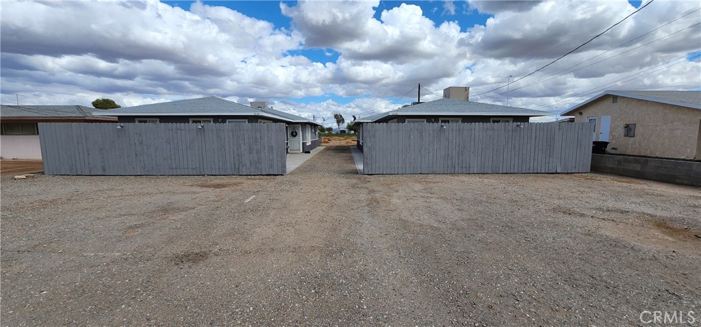 1200 N Broadway Property Photo 4