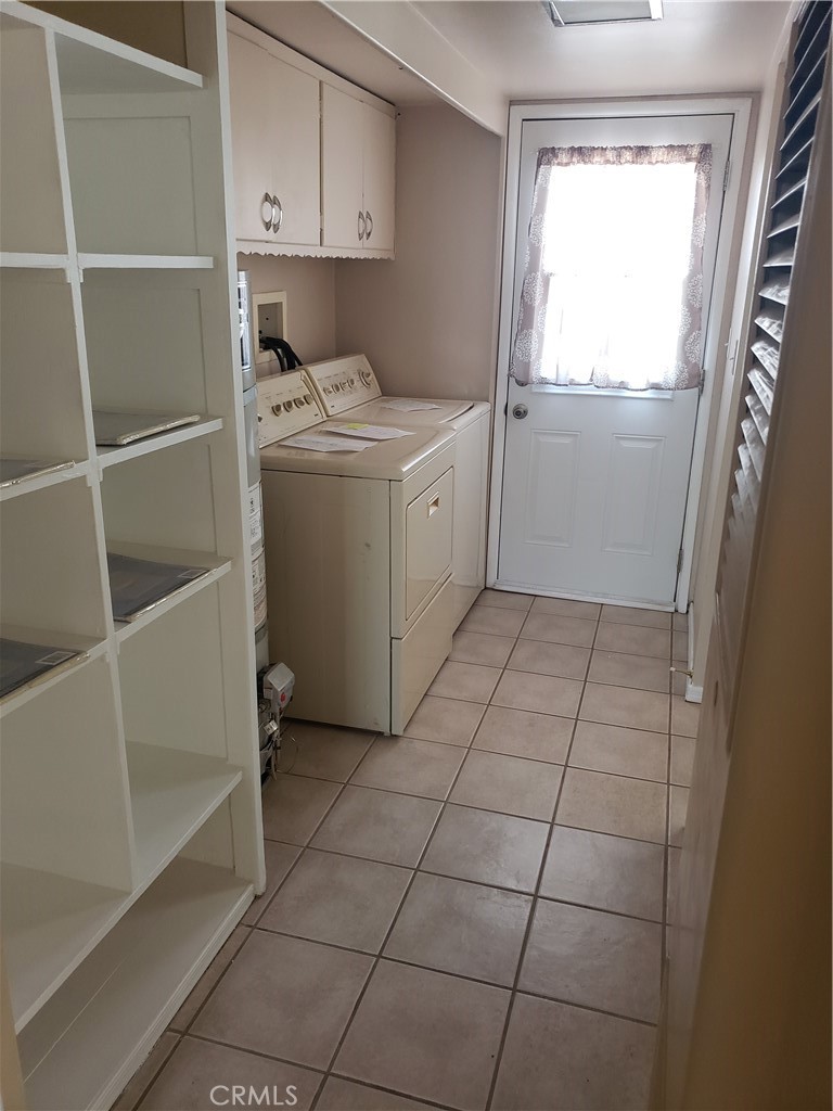 1200 N Broadway Property Photo 13