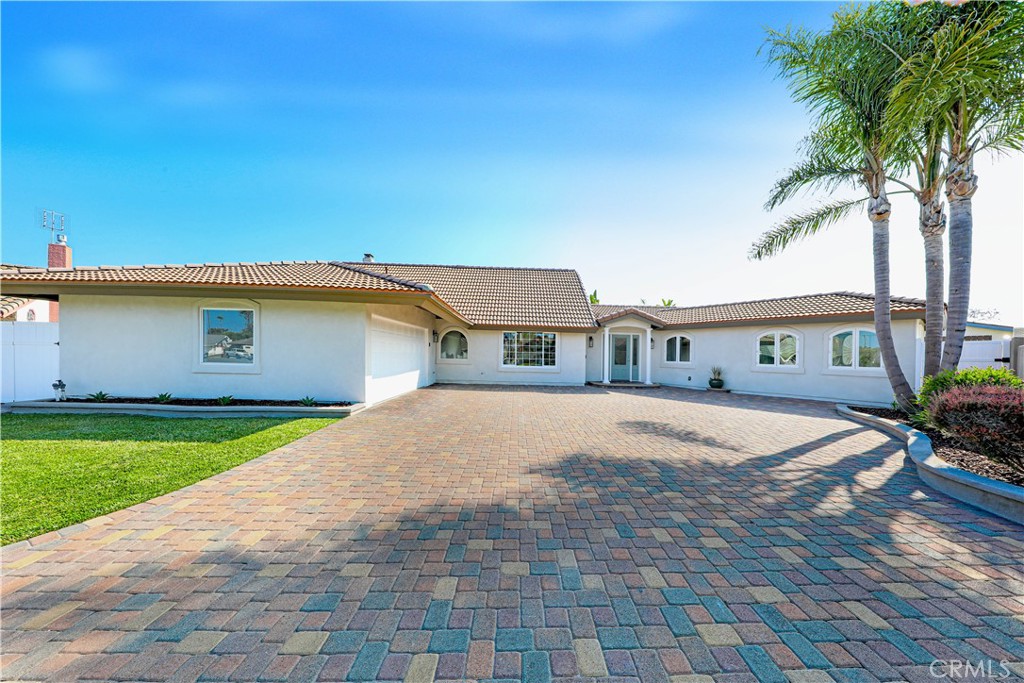9342 Cliffwood Drive Property Photo 1
