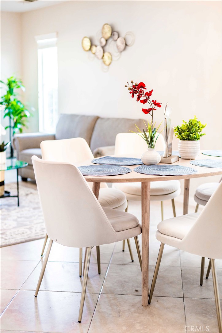 8049 Jamestown Circle Property Photo 7