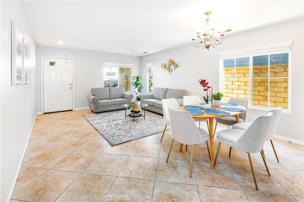 8049 Jamestown Circle Property Photo 9