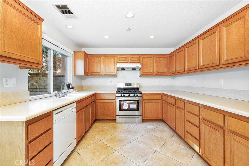 8049 Jamestown Circle Property Photo 11