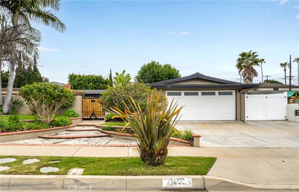 7822 Franklin Property Photo
