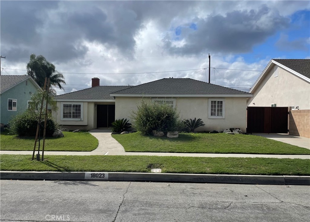 18023 Grayland Avenue Property Photo