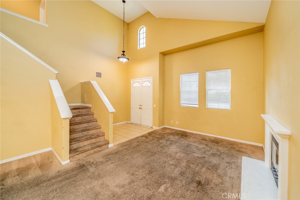 15868 Dianthus Street Property Photo 6