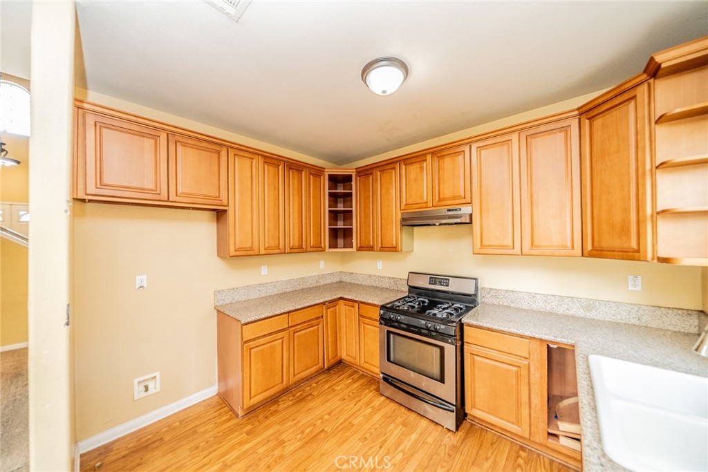 15868 Dianthus Street Property Photo 13