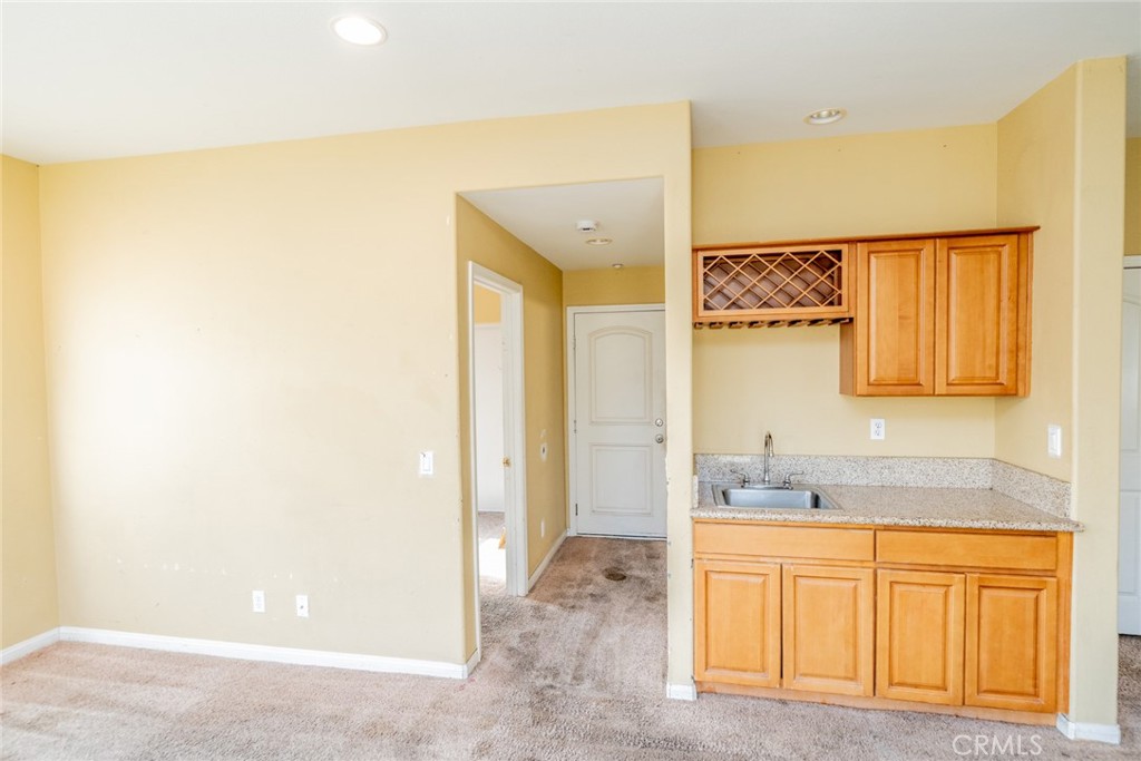 15868 Dianthus Street Property Photo 16