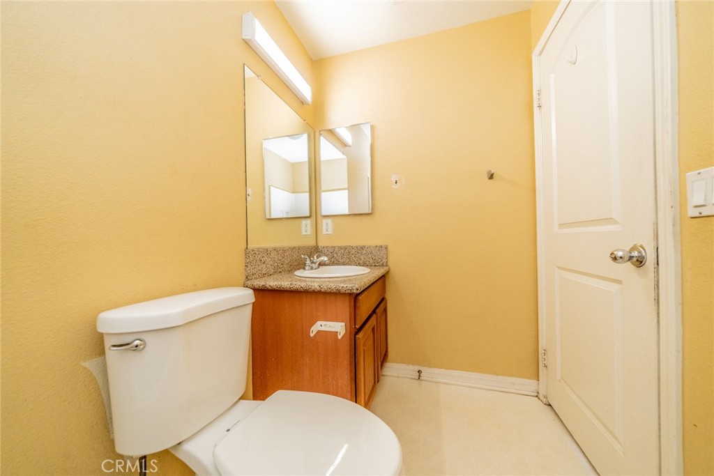 15868 Dianthus Street Property Photo 20