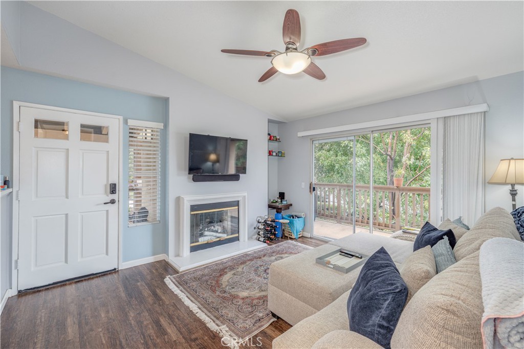 32 Abrigo Property Photo