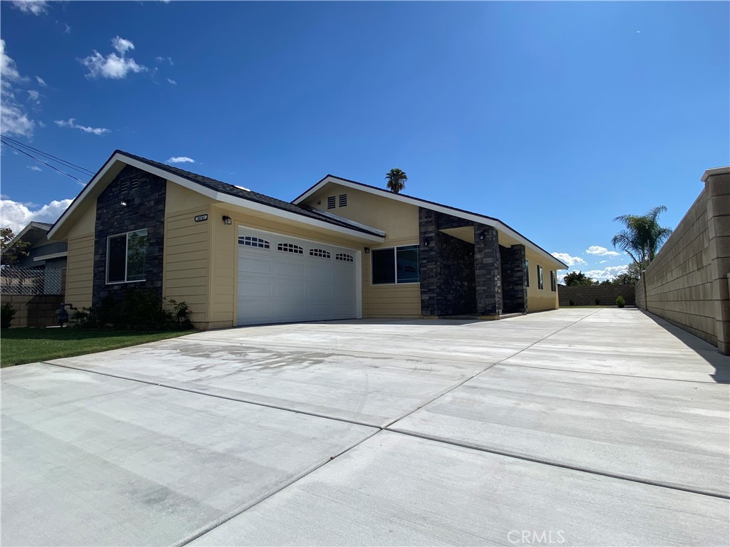 26741 Bruce Street Property Photo 2