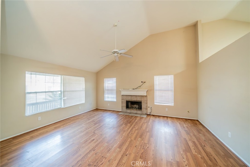 2701 Sunset Lane Property Photo 5