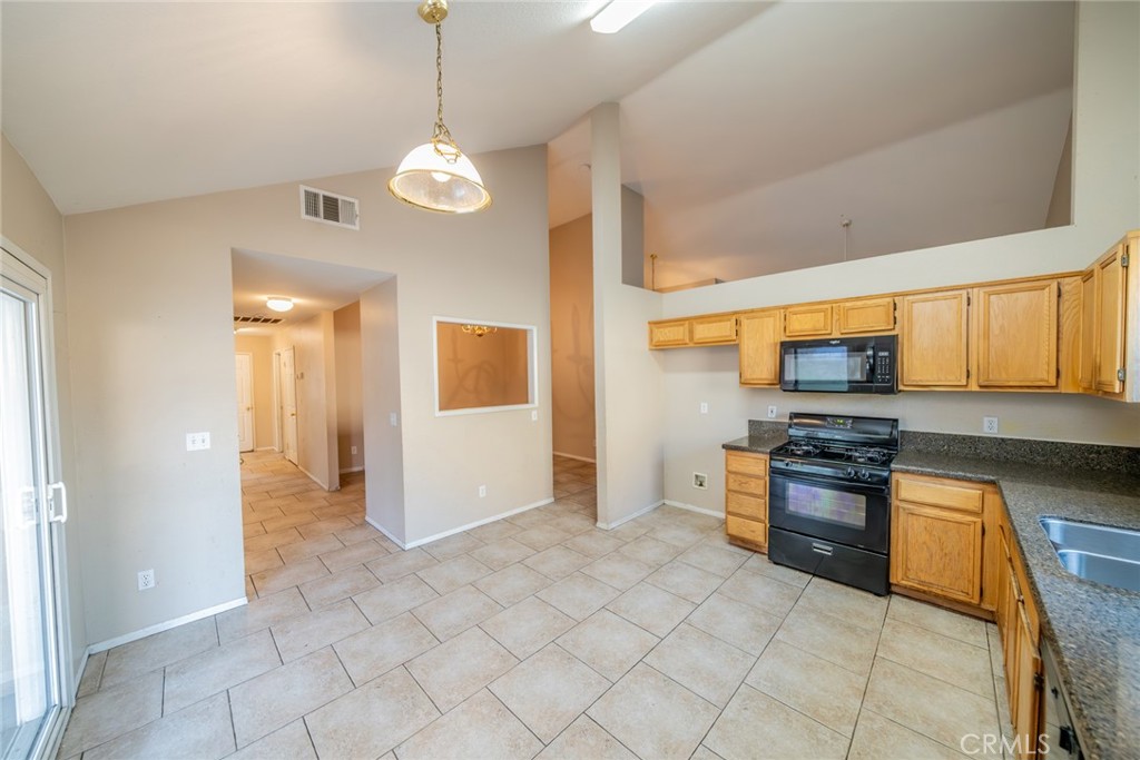 2701 Sunset Lane Property Photo 13