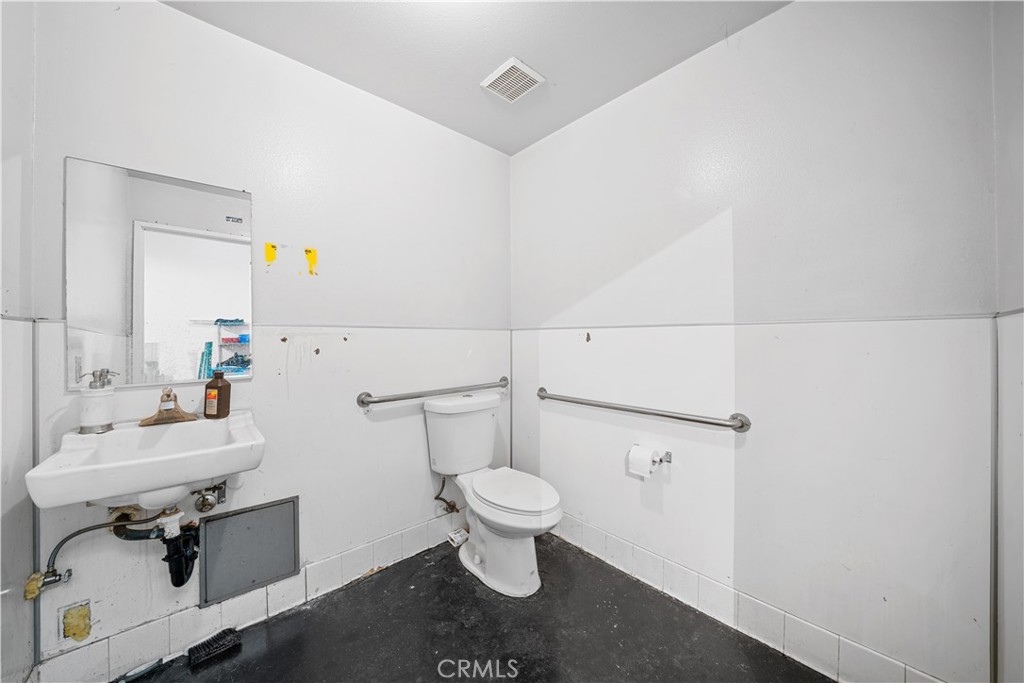 14907 Vanowen St, Van Nuys, Property Photo 14