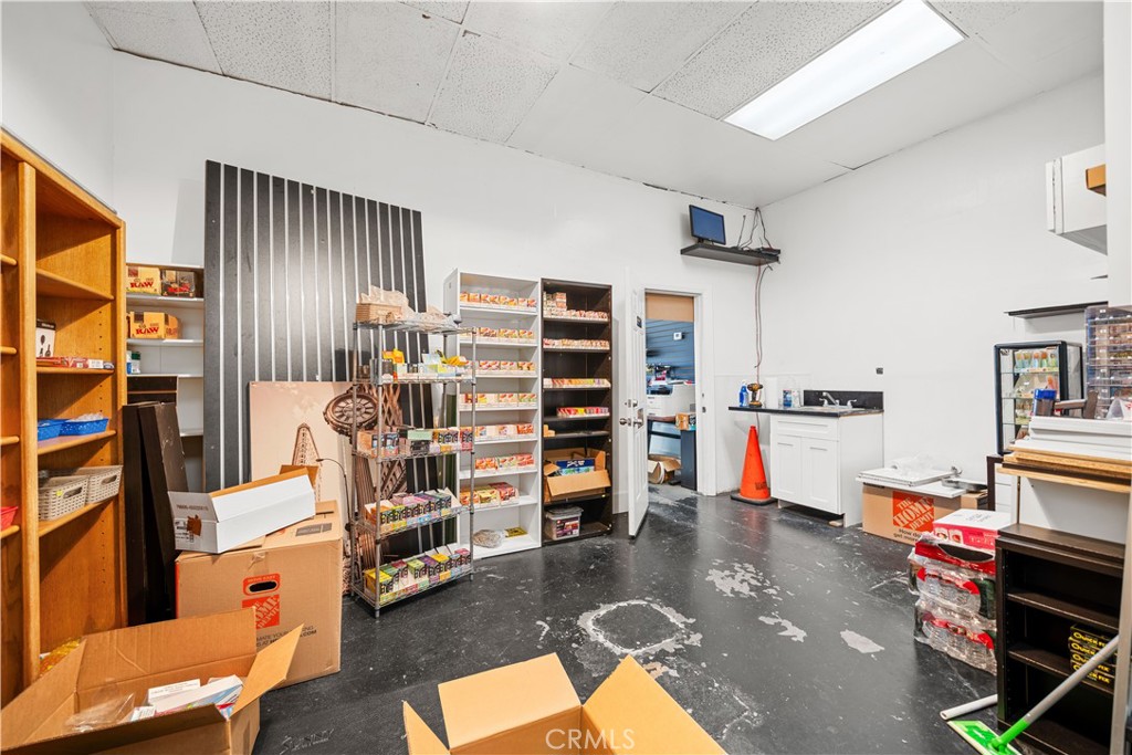 14907 Vanowen St, Van Nuys, Property Photo 15