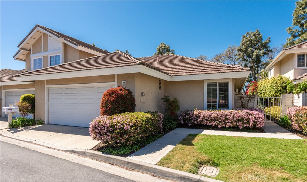 10 Windsong Property Photo