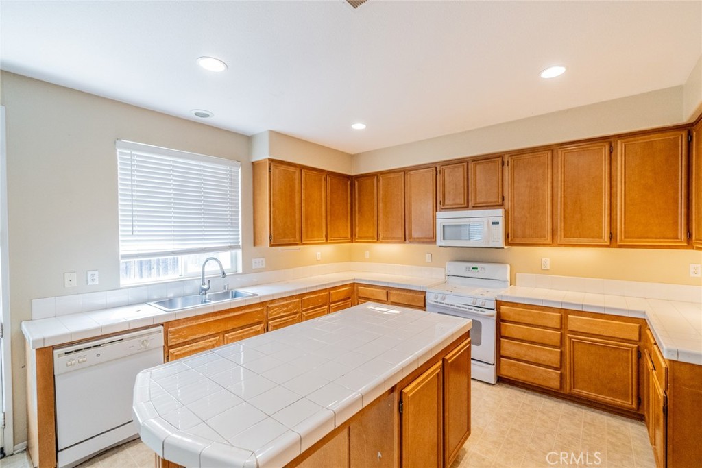 35317 Trevino Trail Property Photo 13