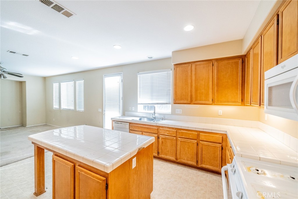 35317 Trevino Trail Property Photo 15