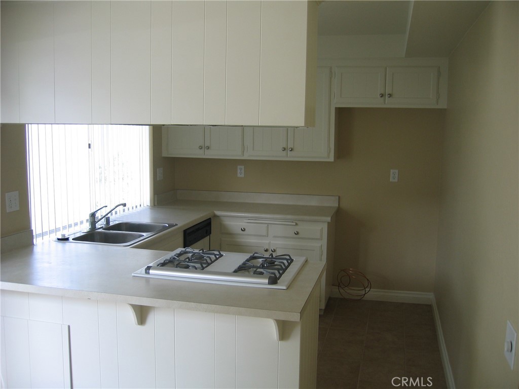 414 Nobel Avenue D Property Photo 21