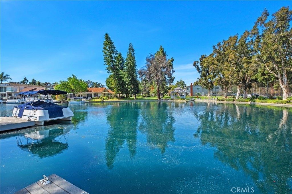 Lake Forest Real Estate Listings Main Image