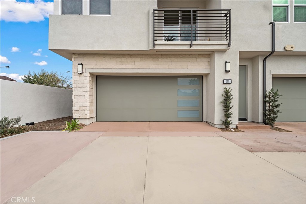 Anaheim Union High Real Estate Listings Main Image