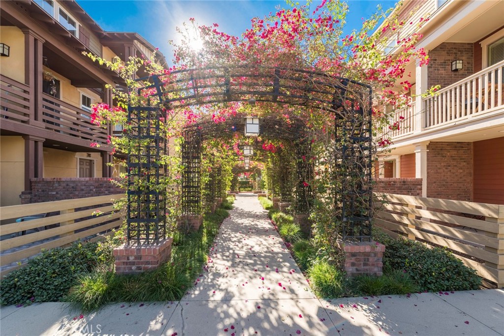421 S Glendora Avenue Property Photo