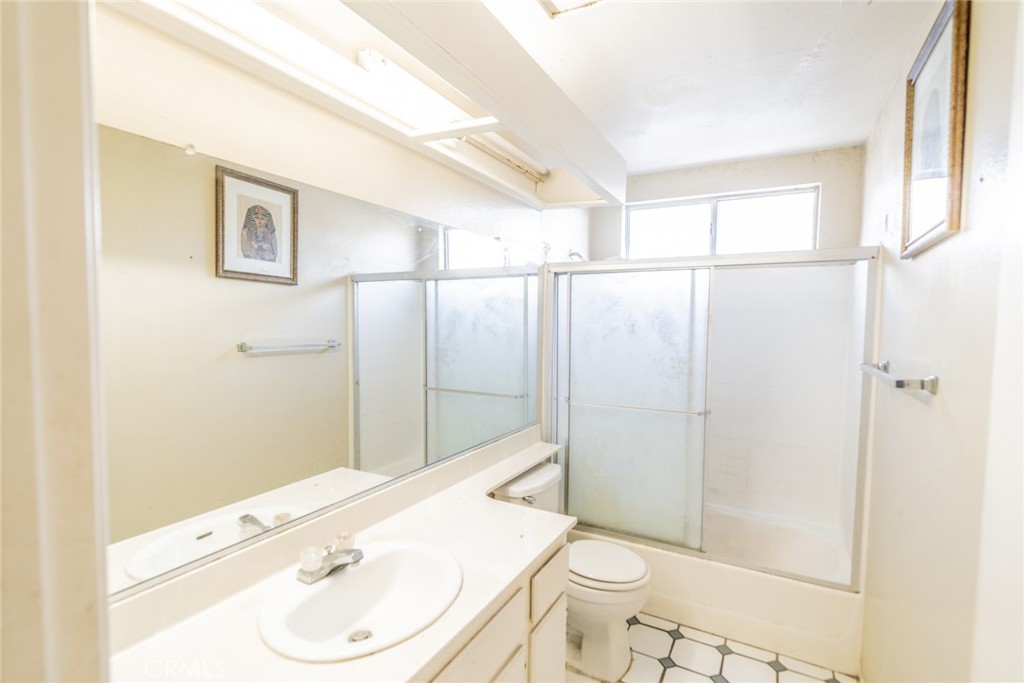 1115 Radka Avenue Property Photo 35