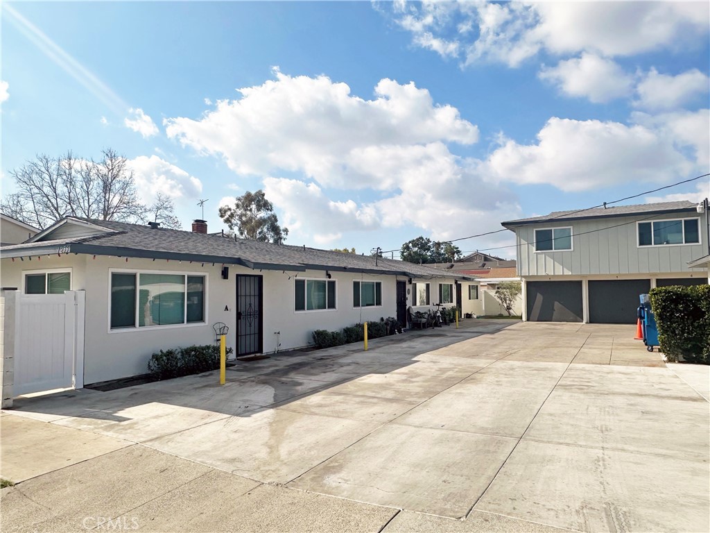12551 Adelle Street Property Photo 5