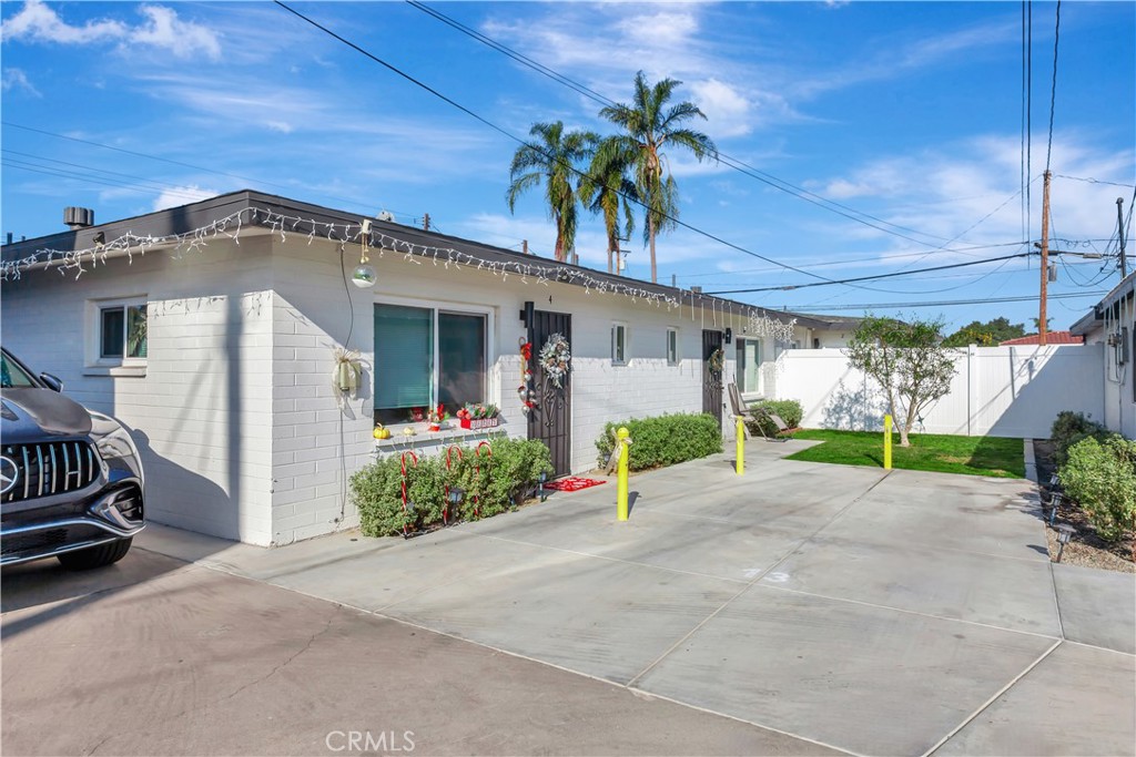 12551 Adelle Street Property Photo 6