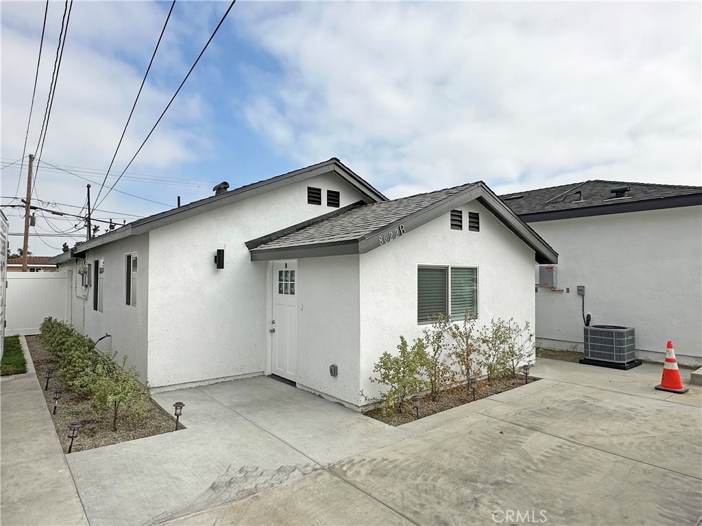 12551 Adelle Street Property Photo 7