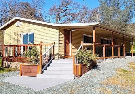 400 Gold Strike Road Property Photo