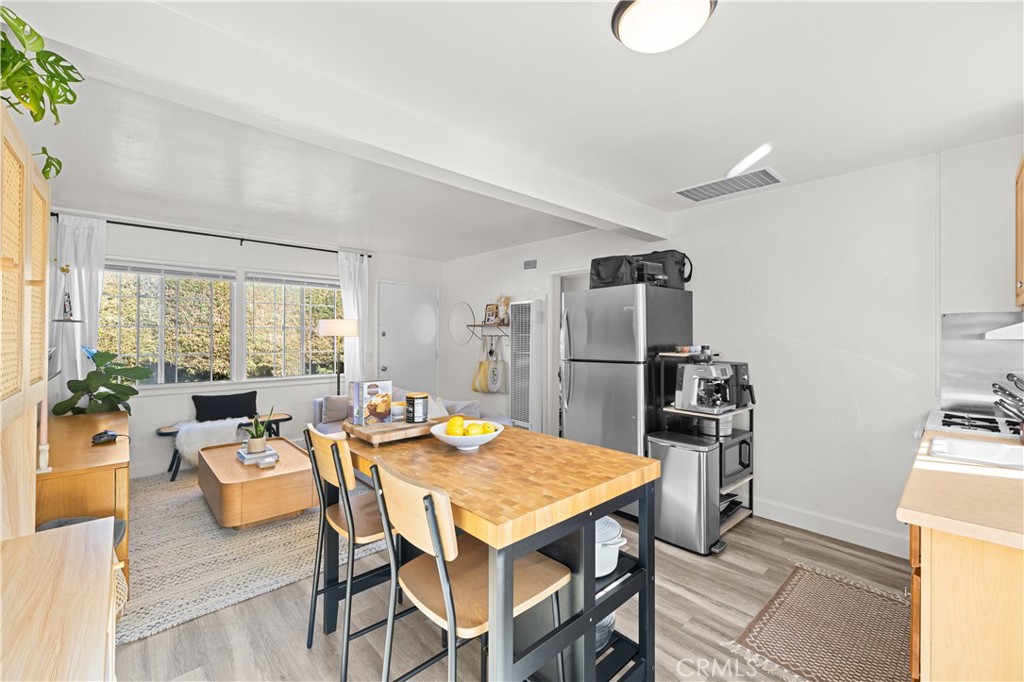 808 Buena Property Photo 43
