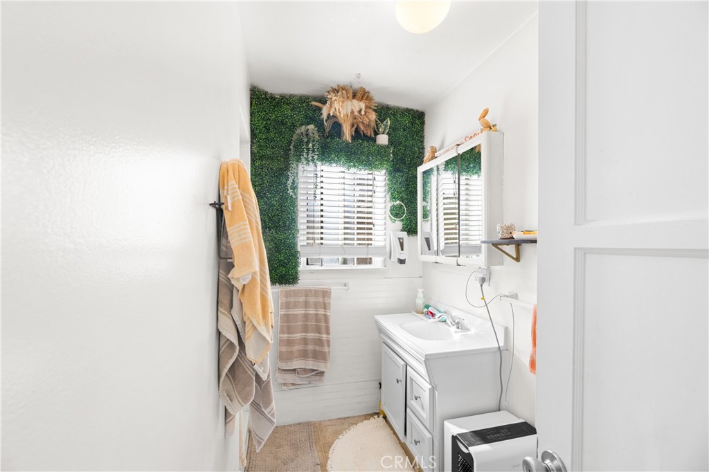 808 Buena Property Photo 61