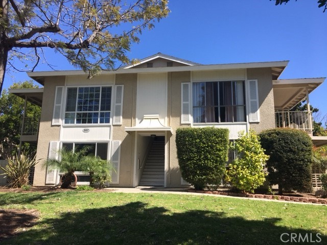 557 Avenida Sevilla O Property Photo
