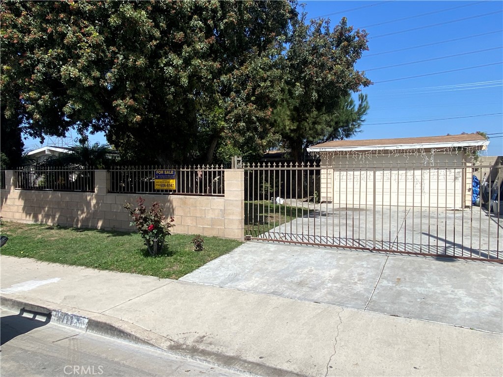 9711 Crestwood Lane Property Photo
