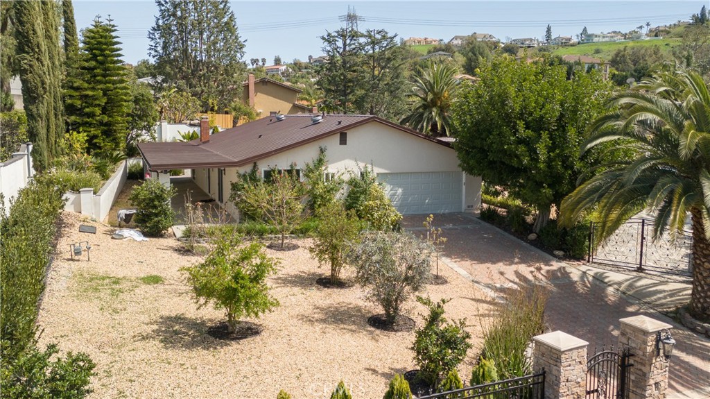 490 S Old Ranch Road Property Photo