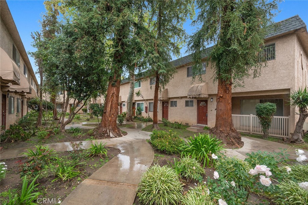 17061 Roscoe Boulevard 6 Property Photo