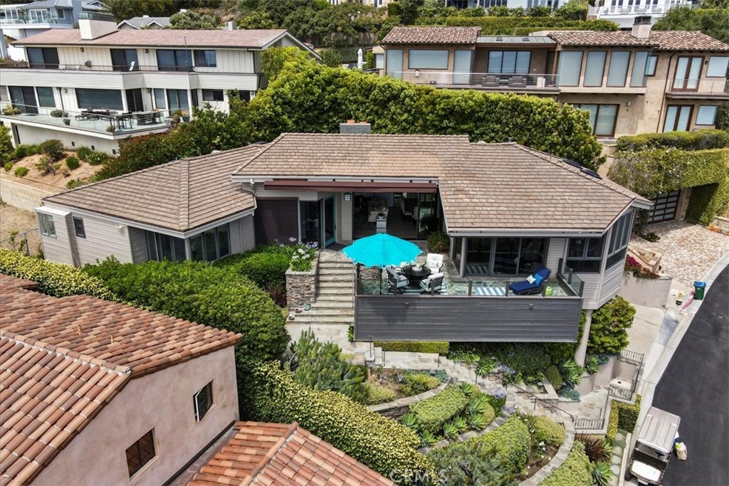 437 Emerald Bay Property Photo 29