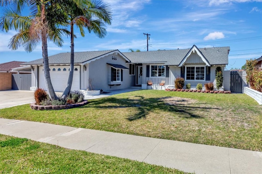2551 W Cajon Drive Property Photo