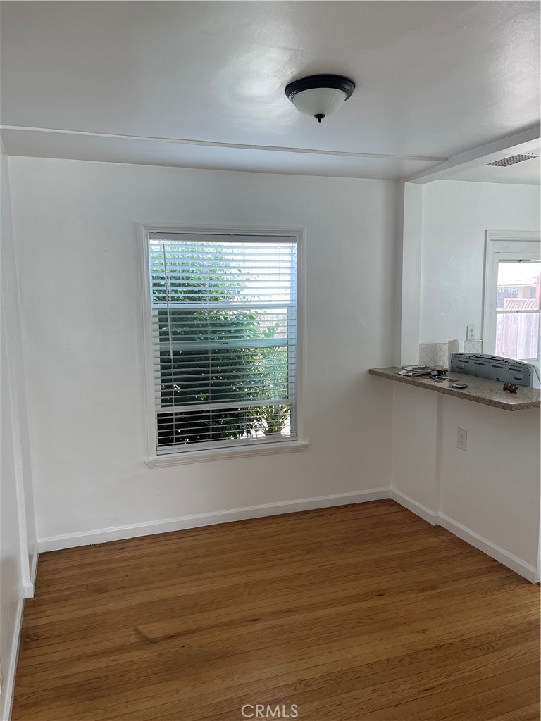 258 Glendora Avenue Property Photo 3