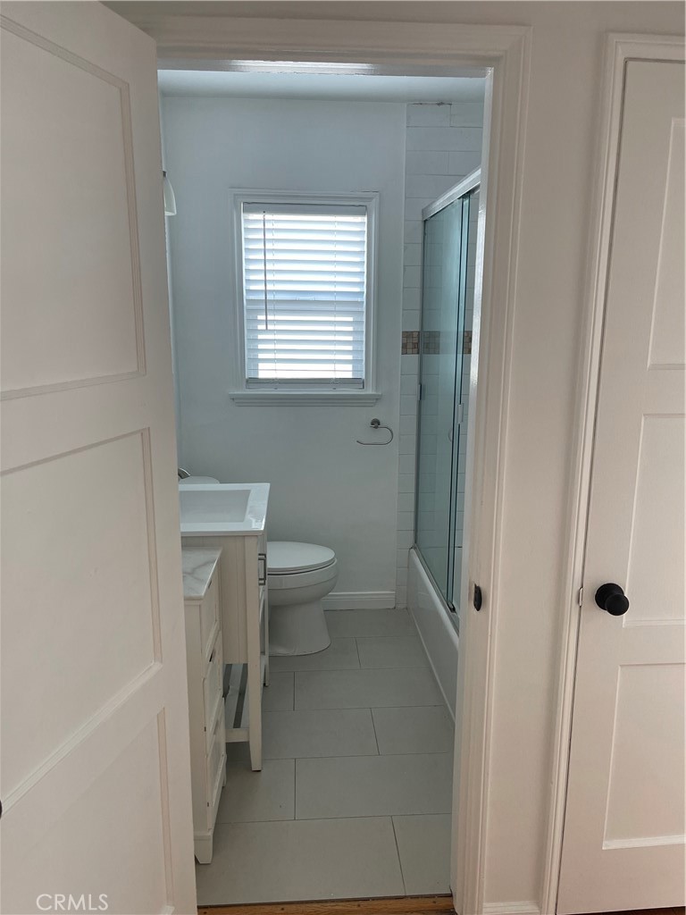 258 Glendora Avenue Property Photo 7