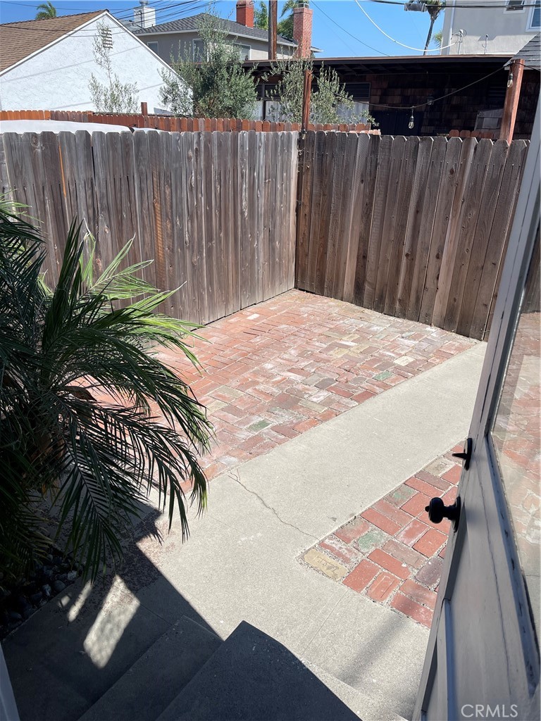 258 Glendora Avenue Property Photo 8