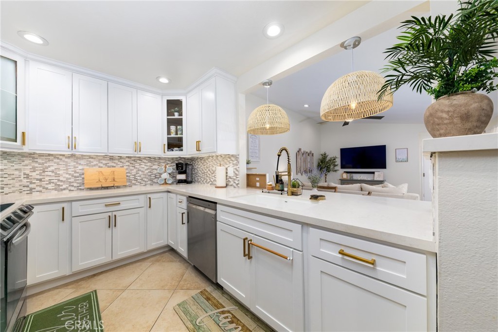 29682 Orinda Road Property Photo