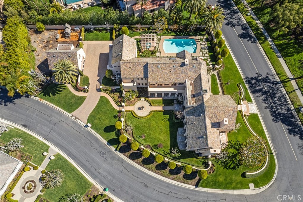 1 Searidge Property Photo 4