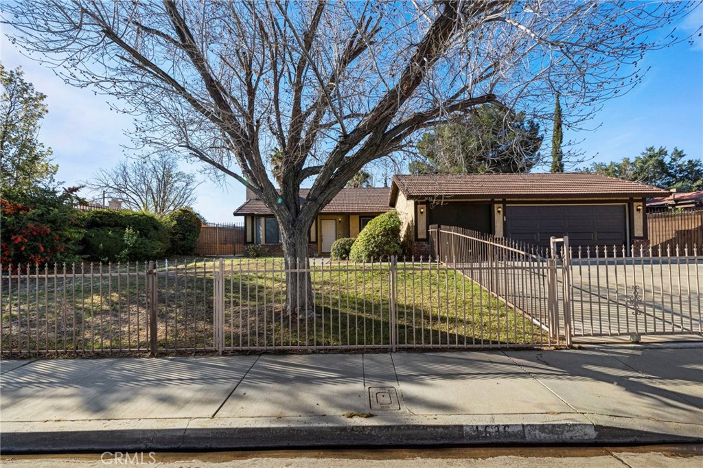 1636 E Avenue R4 Property Photo