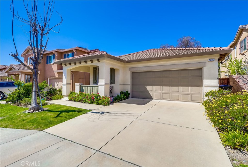 2735 Vine Street Property Photo