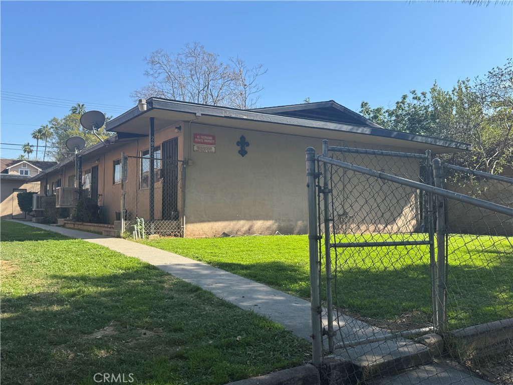 2972 Orange Street Property Photo 3