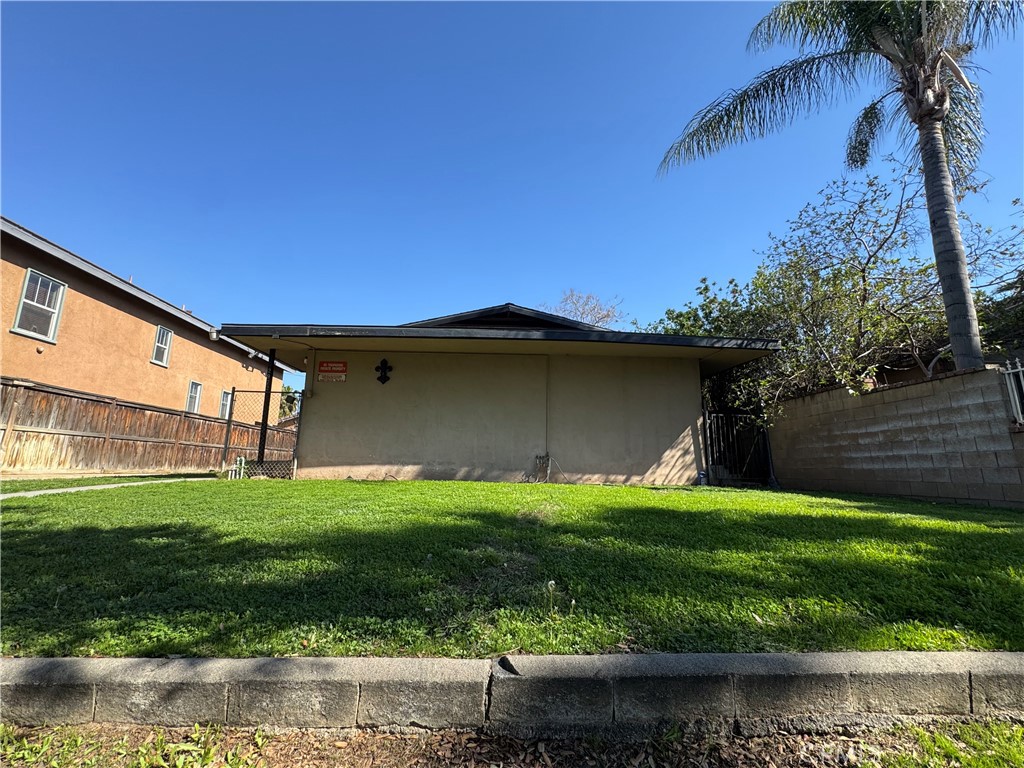 2972 Orange Street Property Photo 10
